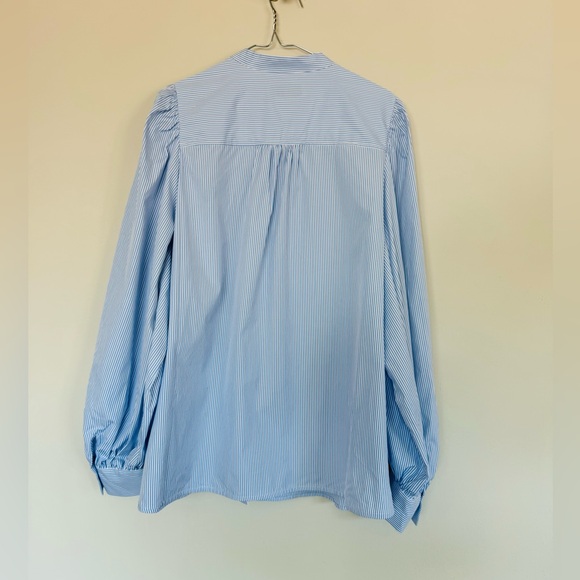 Weeknd Max Mara blue and white striped button down long sleeve blouse sz 14 - Picture 2 of 7